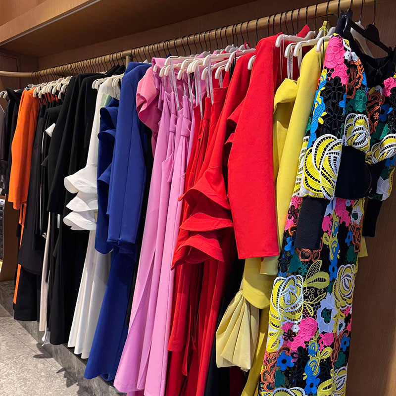 Signora Boutique Poros