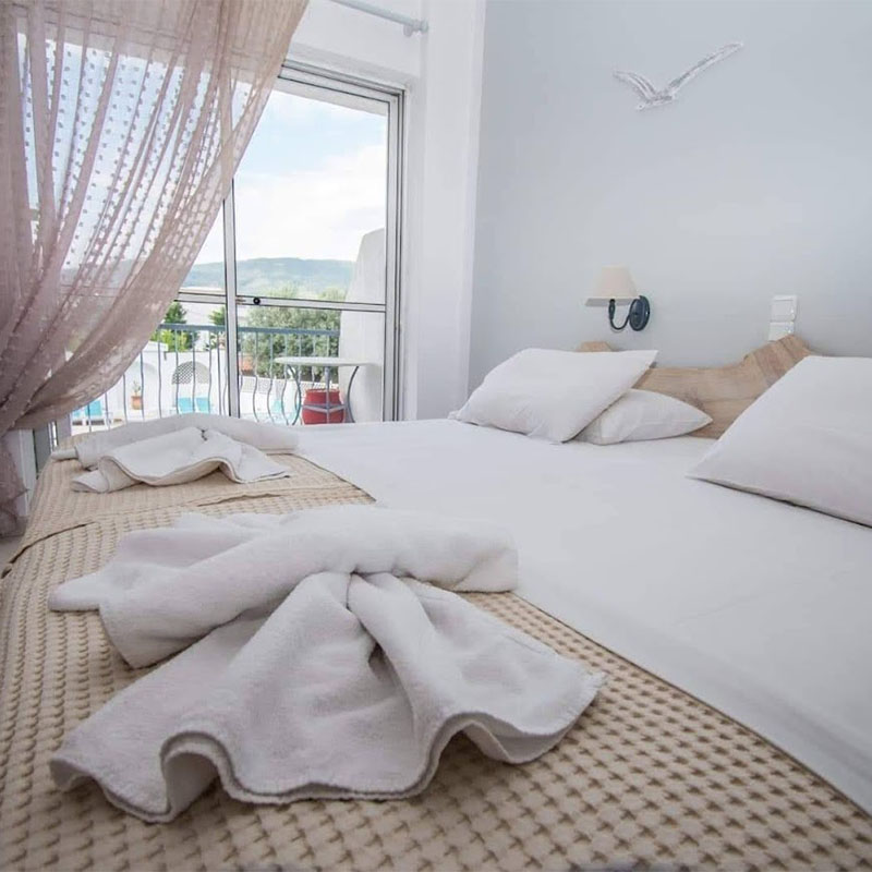 Alexandros Studios Poros