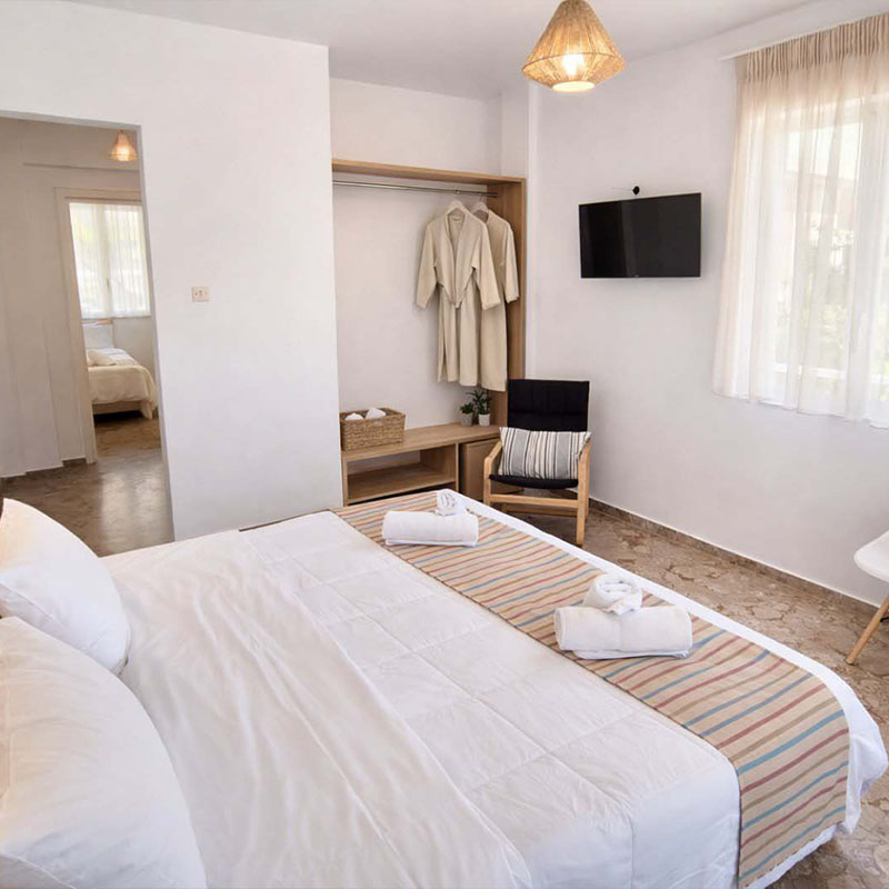 Evita’s Resort Poros