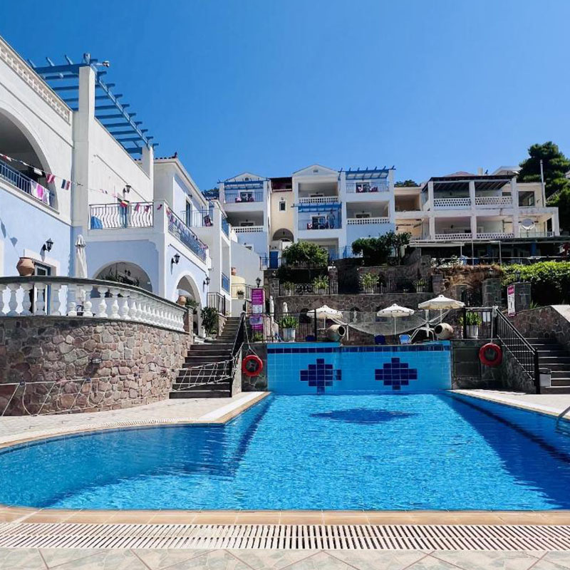 KTM Sunny Villas Poros