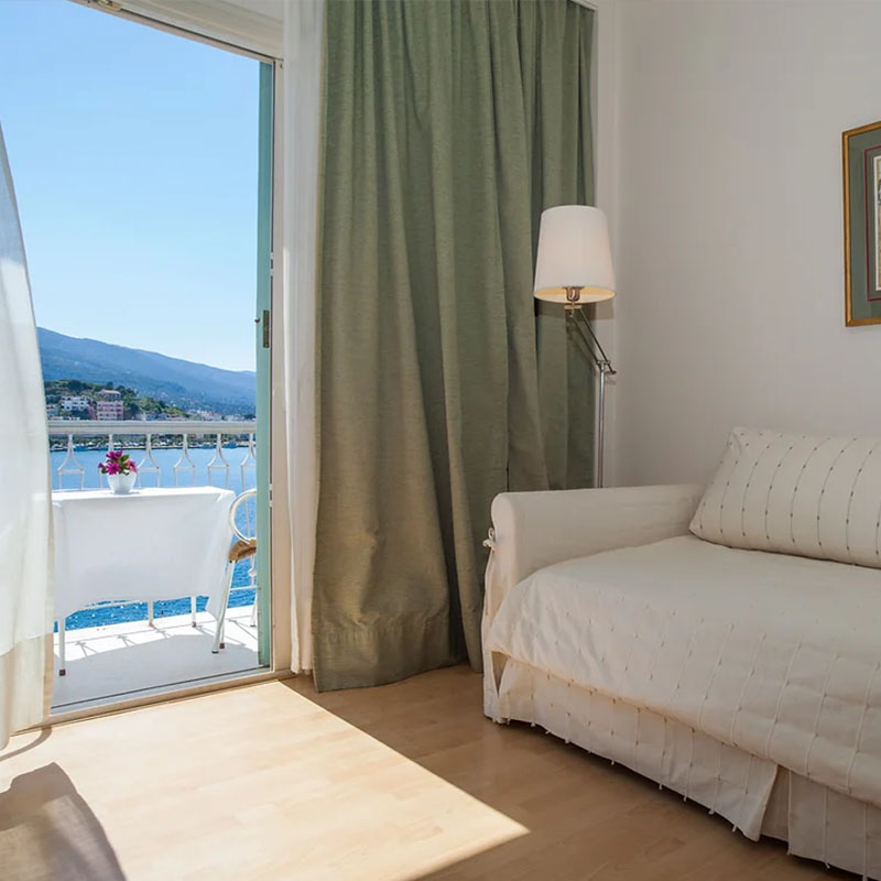 Saron Hotel Poros