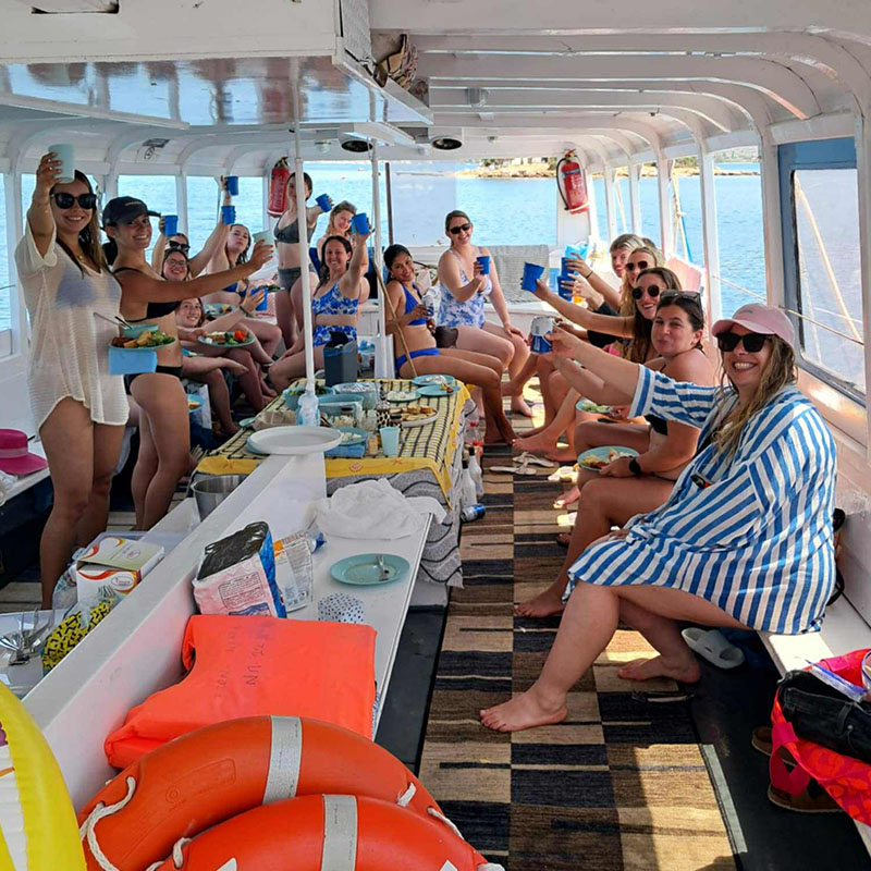 Boat Trips by JOHN NAKIS Poros