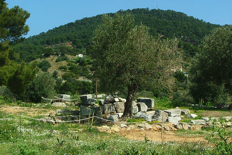 Ancient monuments in Poros
