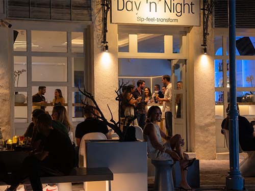 Day N Night Cocktail Bar