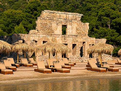 Russian Bay Beach Bar Poros