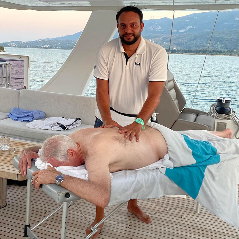 Άγγελος Παπαγεωργίου - Θεραπείες Μασάζ Poros